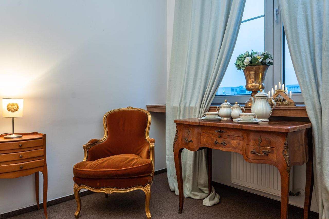 Bank Invest Apartmens - Old Town Lägenhet Prag Exteriör bild