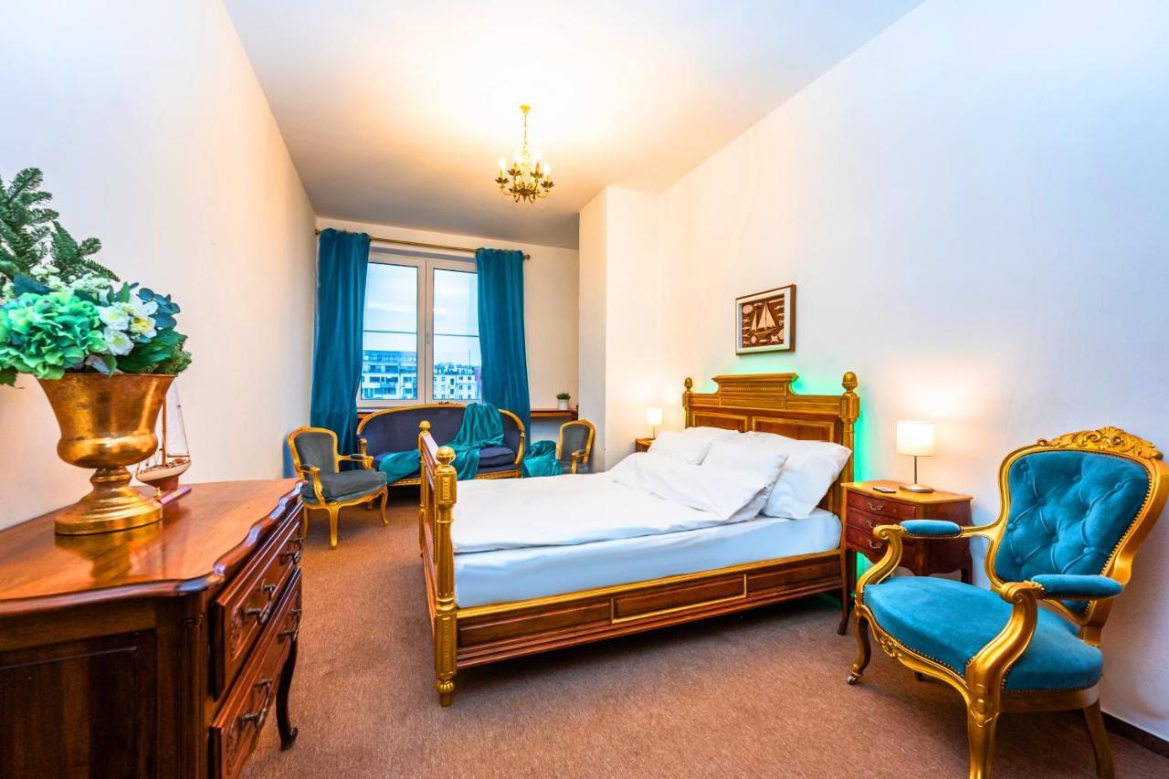 Bank Invest Apartmens - Old Town Lägenhet Prag Exteriör bild