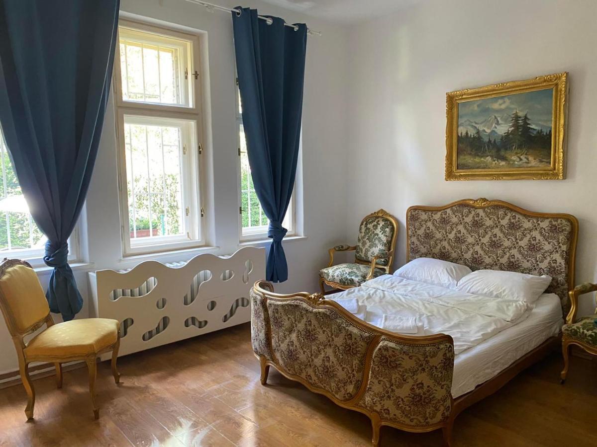 Bank Invest Apartmens - Old Town Lägenhet Prag Exteriör bild