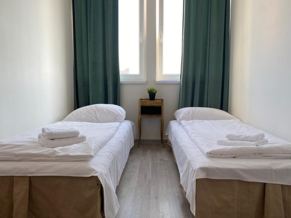 Bank Invest Apartmens - Old Town Lägenhet Prag Exteriör bild